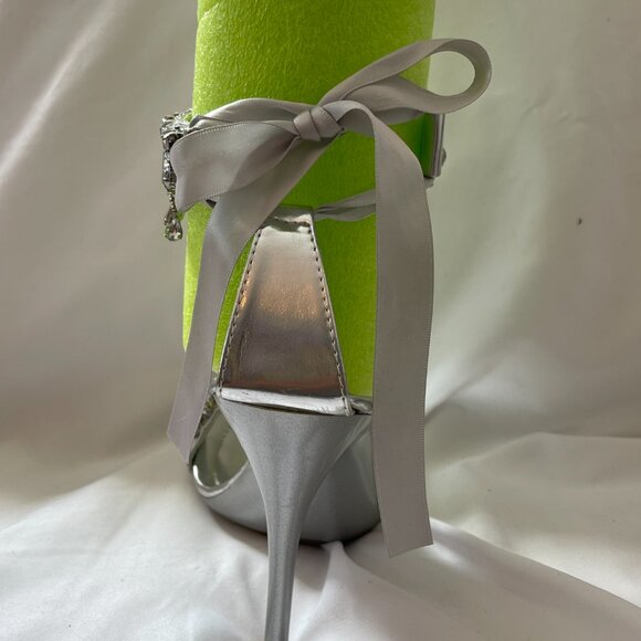 Rhinestone Ankle Strap Heels/Size 6 1/2 - Picture 2 of 5